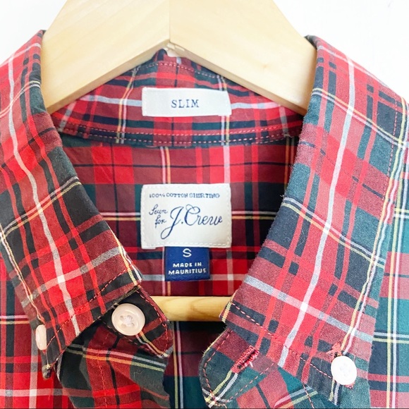J Crew Red Holiday Plaid Cotton Button Up Shirt Men’s Size Small - Picture 3 of 8